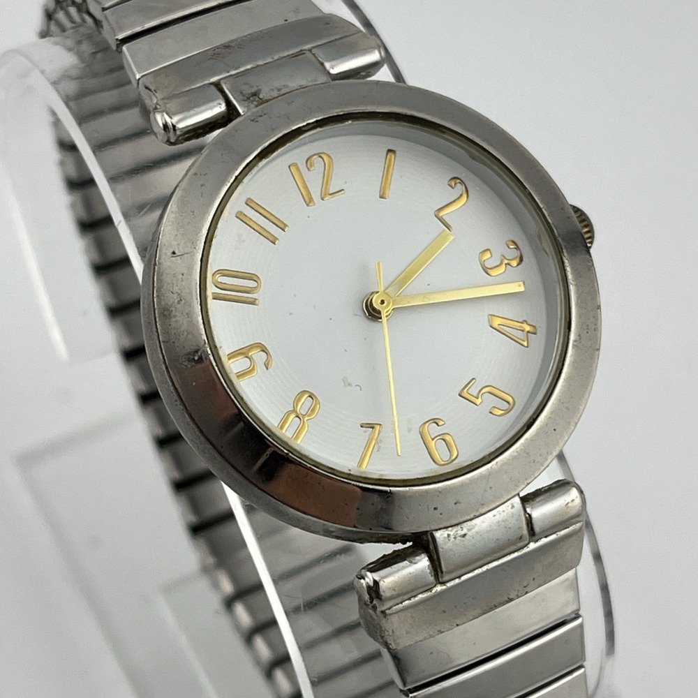 Time & Tru Watch Women 33mm Case Easy Read Dial Silver Stretch Band- New Battery
